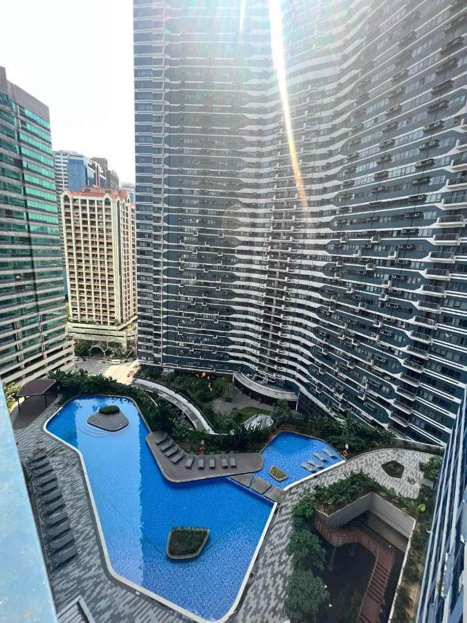 Cozy Crib @ Air Residences - Makati Макати Экстерьер фото